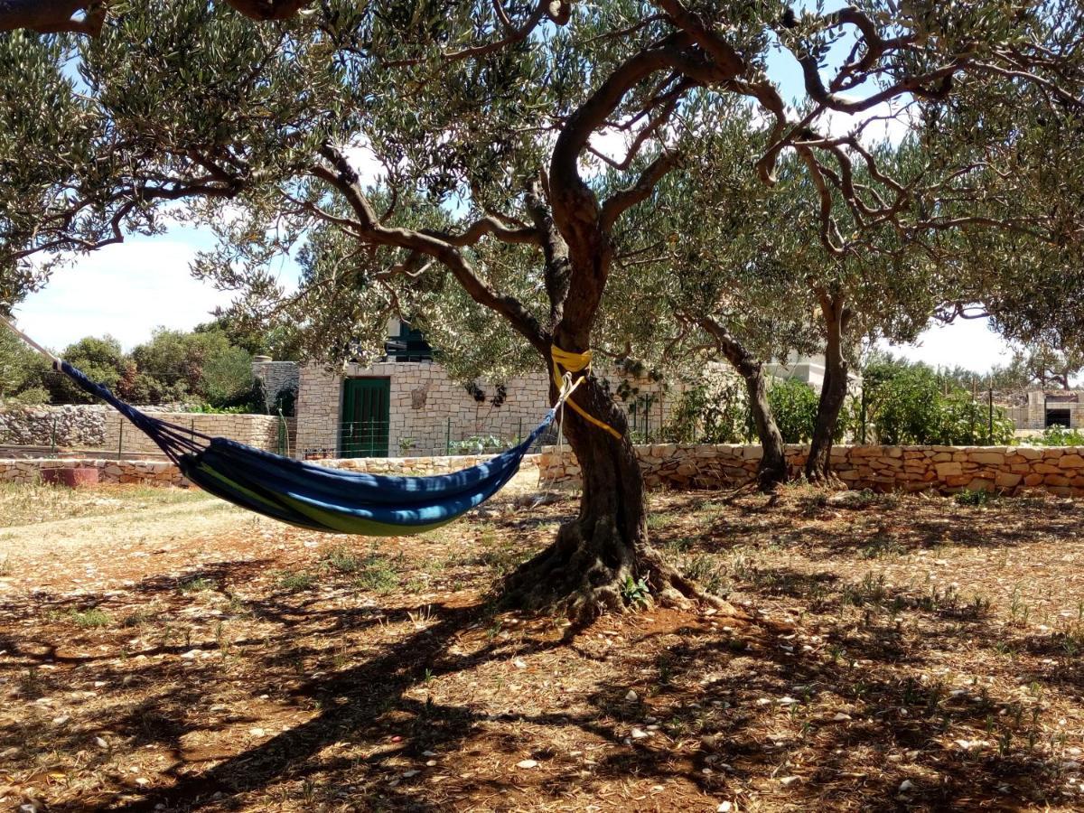 Villa Little Hill Postira Bagian luar foto