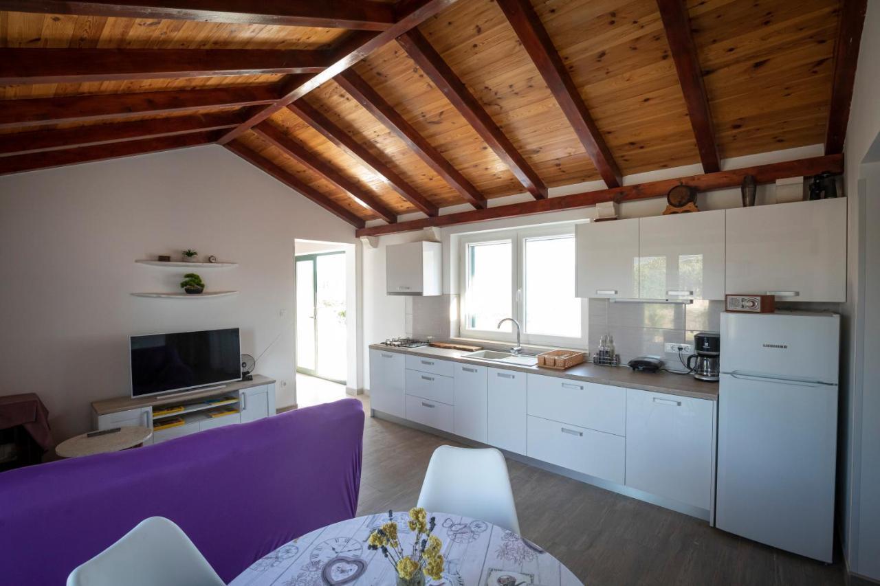 Villa Little Hill Postira Bagian luar foto