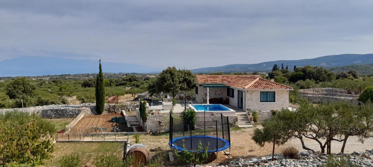 Villa Little Hill Postira Bagian luar foto